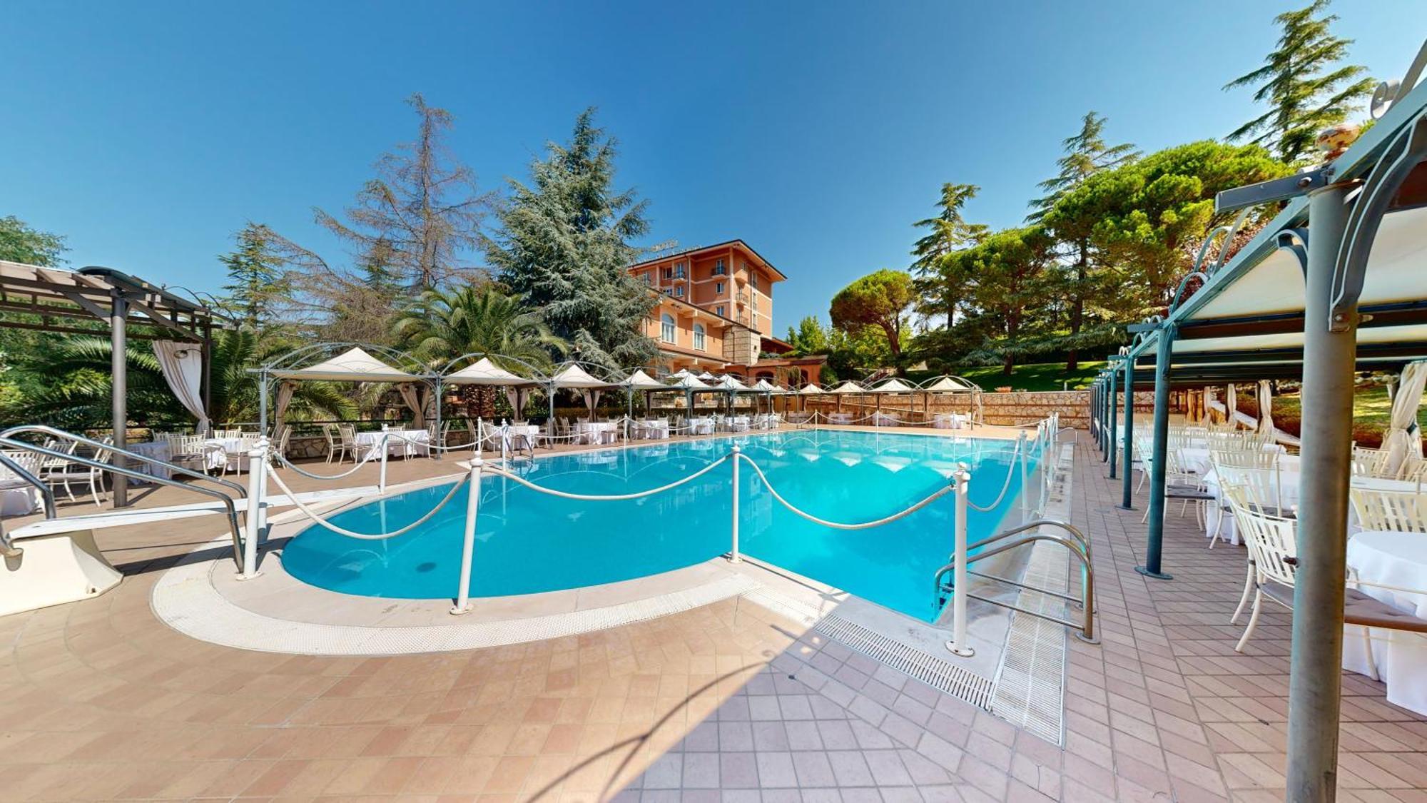 Relais La Fattoria Hotel Melfi Bagian luar foto